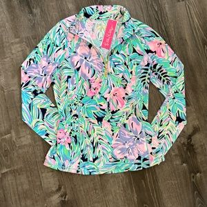 Lilly Pulitzer Justine Half Zip Up Luxletic long sleeve Top Size Medium.